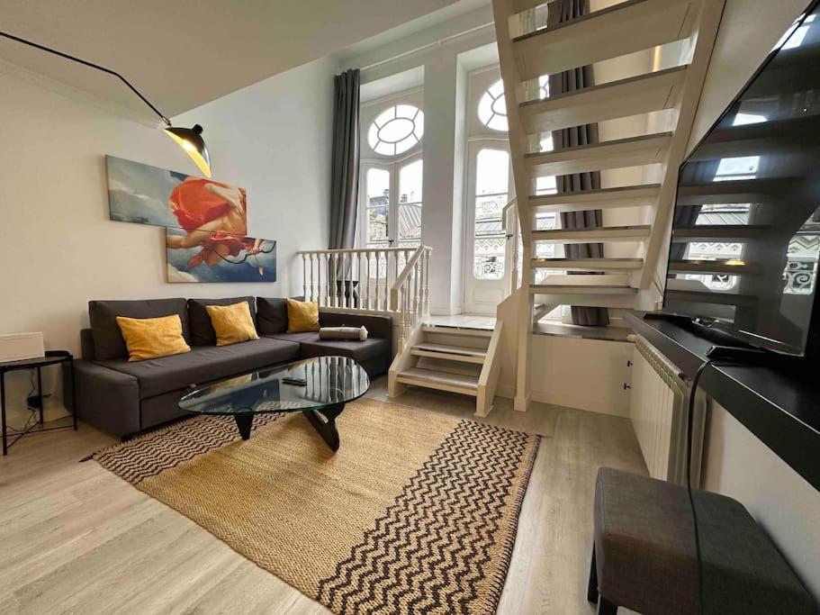شقة En Un Edificio Senorial: Duplex Totalmente Nuevo. فيجو المظهر الخارجي الصورة